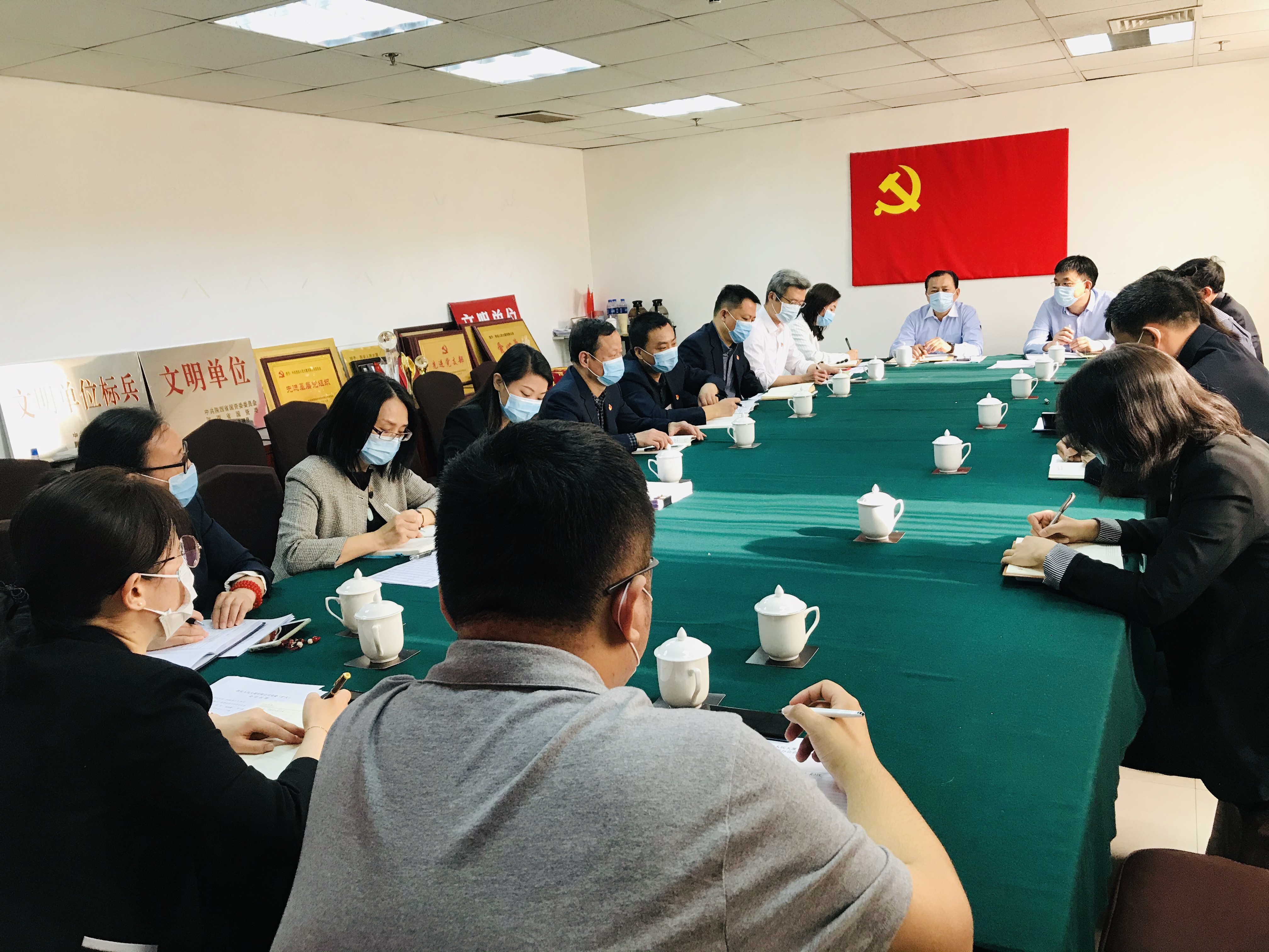 人民大廈黨委召開擴(kuò)大會(huì)議傳達(dá)落實(shí)習(xí)總書記來陜重要講話